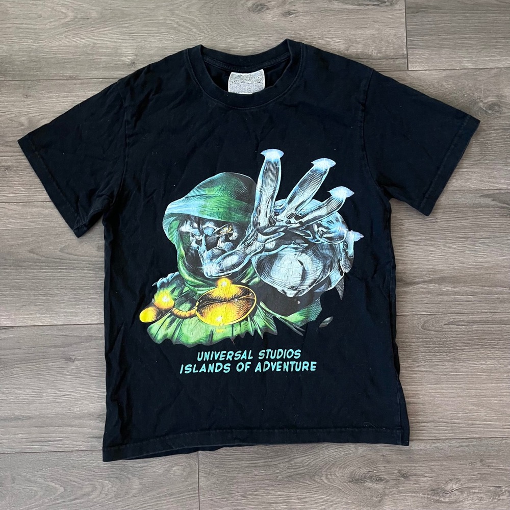 Vintage Universal Studios Islands of Adventure Doctor Doom T-Shirt Black Medium